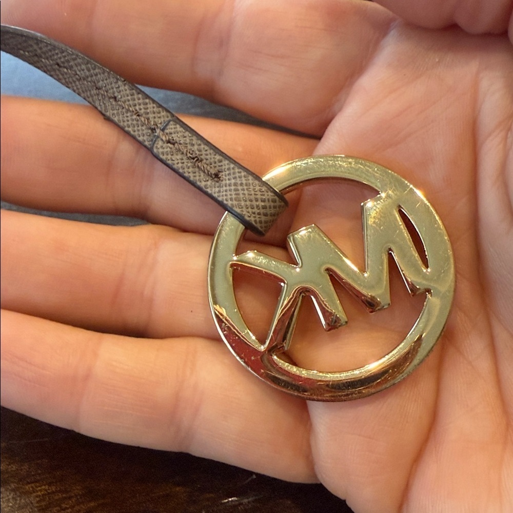 Michael Kors Gold and Brown Key Holder small bag tag MK charm designer signature - Picture 4 of 5